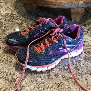 Brooks adrenaline gts 15 women’s running shoes